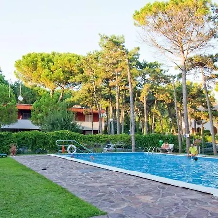 Riviera Complex *